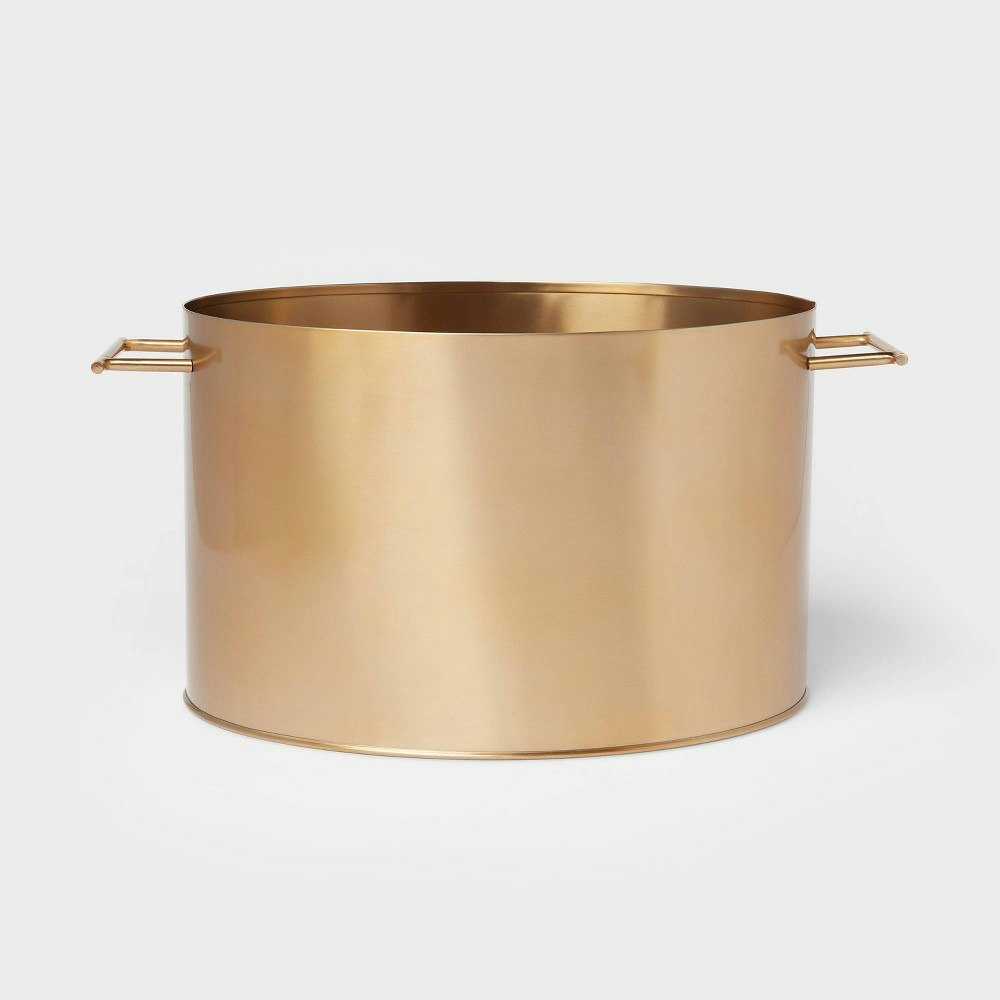 Threshold Stainless Steel Oval Beverage Tub: $35 Threshold Stainless Steel Oval Beverage Tub: $35