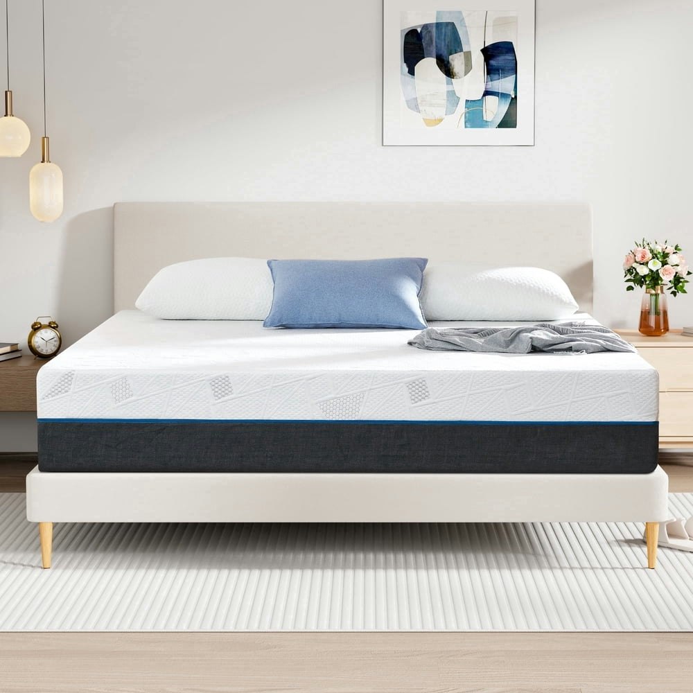 Gelbiy 10-Inch Queen Gel Memory Foam Mattress: $139.29