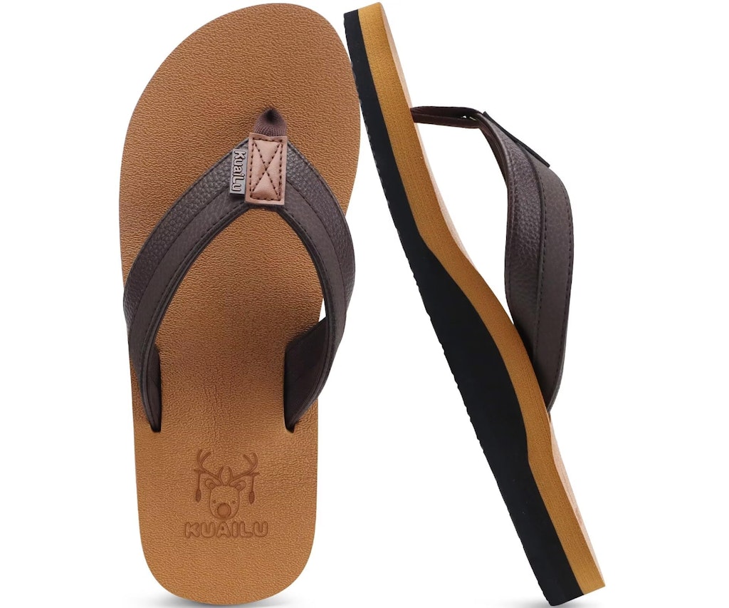 KuaiLu Men's Yoga Mat Leather Flip Flops: $9.98