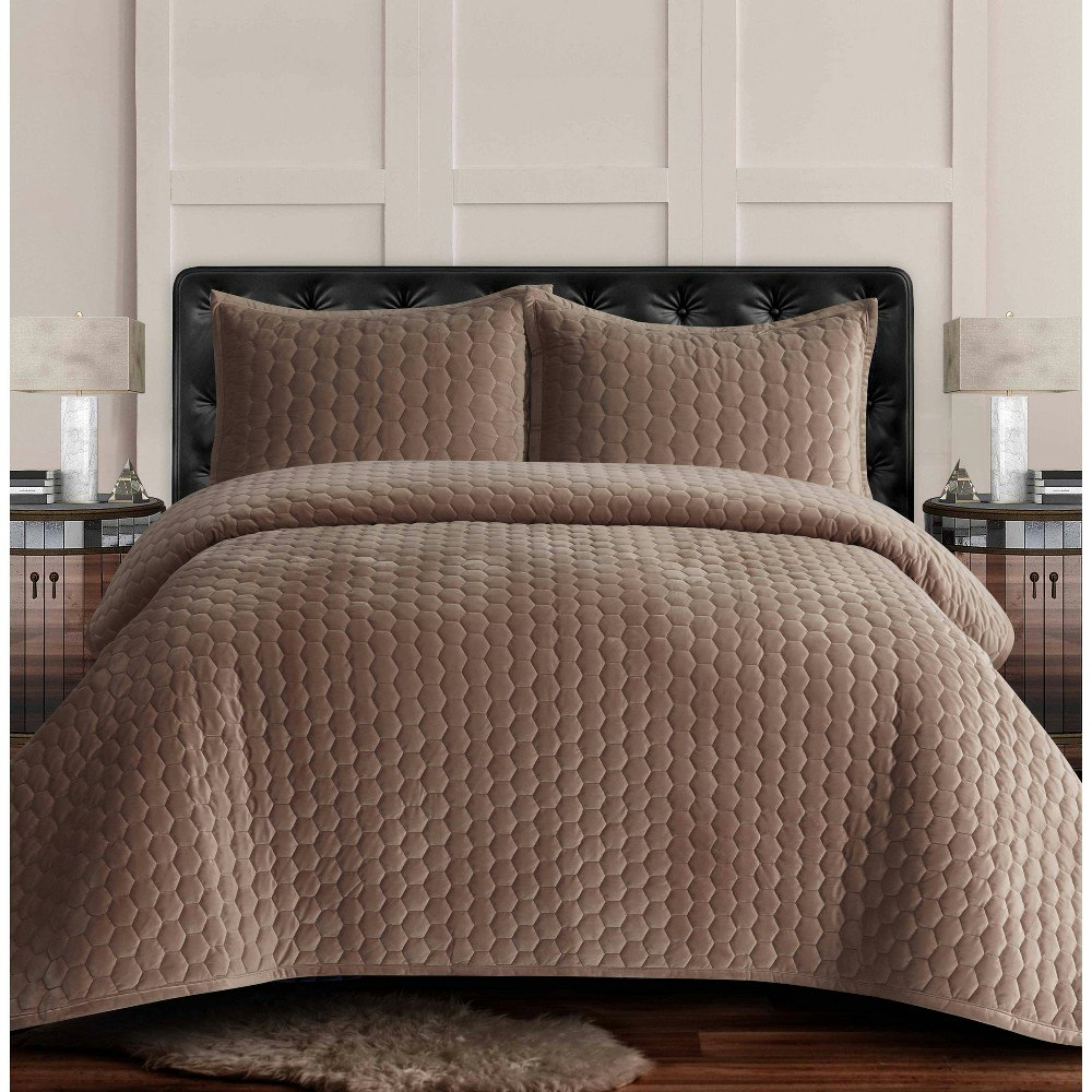 Tribeca Living Lugano King Honeycomb Velvet Quilt Set: $89.99 Tribeca Living Lugano King Honeycomb Velvet Quilt Set: $89.99
