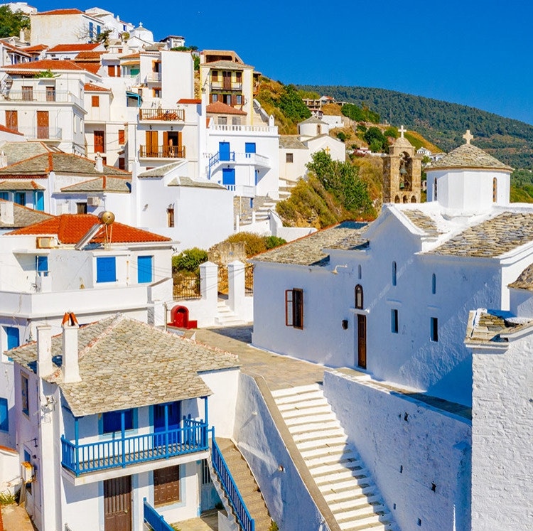 Windstar 8-Night Northern Greece Cruise: From $8,098 for 2