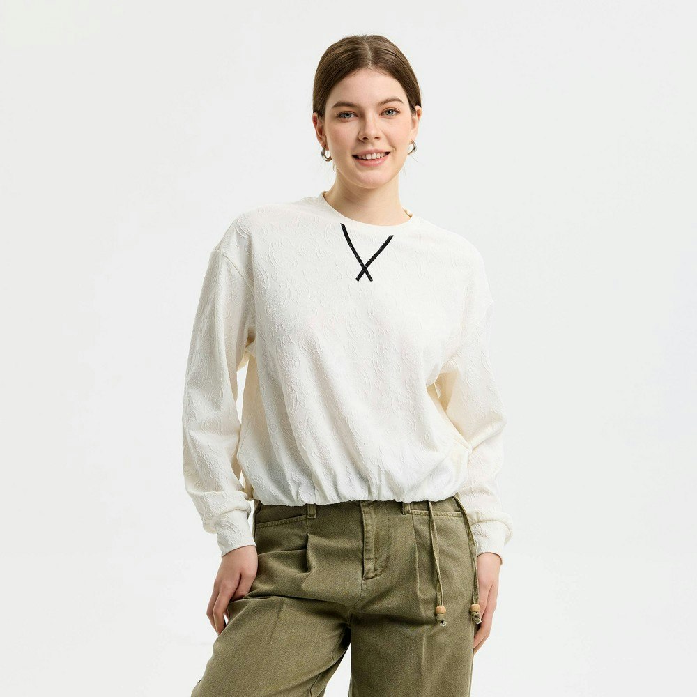 Universal Thread Women's Textured Crewneck Bubble Sweatshirt: $22 Universal Thread Women's Textured Crewneck Bubble Sweatshirt: $22