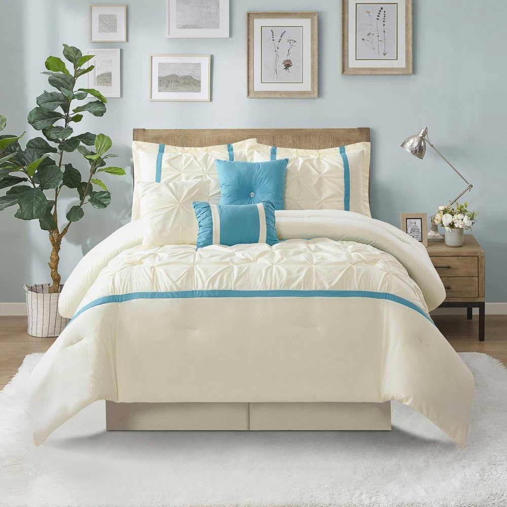 Nanshing 7-Piece Elena King Comforter Set: $139.99