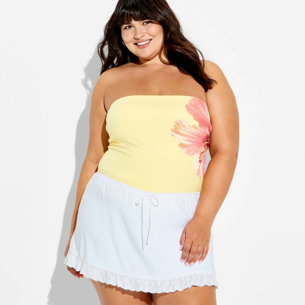 Wild Fable Women's Eyelet Trim Mini Skort: $25 Wild Fable Women's Eyelet Trim Mini Skort: $25
