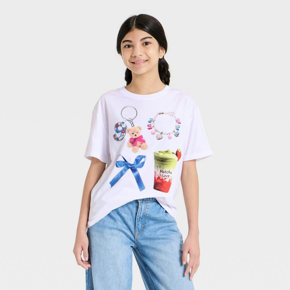 Girls' Graphic Short Sleeve Oversized T-Shirt: $10