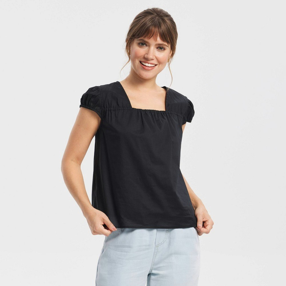 Universal Thread Women's Puff Cap Sleeve Square Neck Top: $26