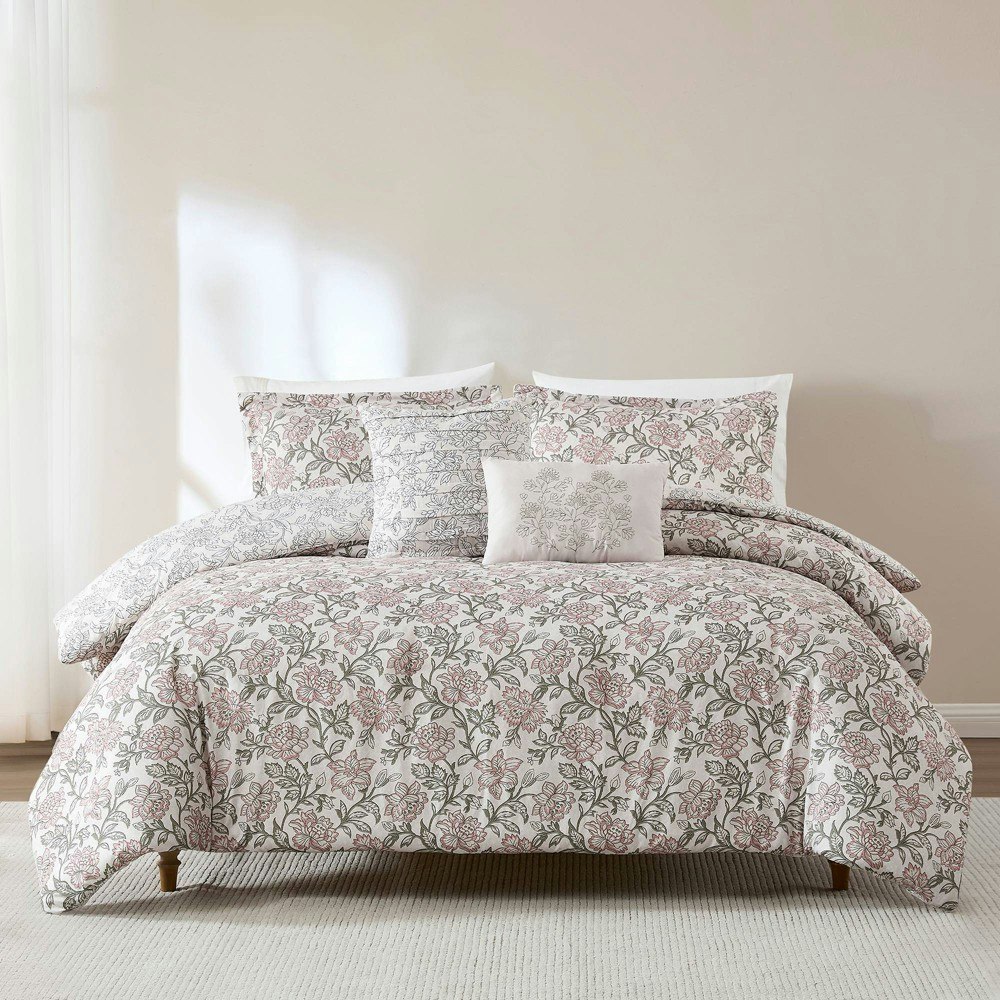 Lush Décor Zara Floral Block King Comforter: $115.99