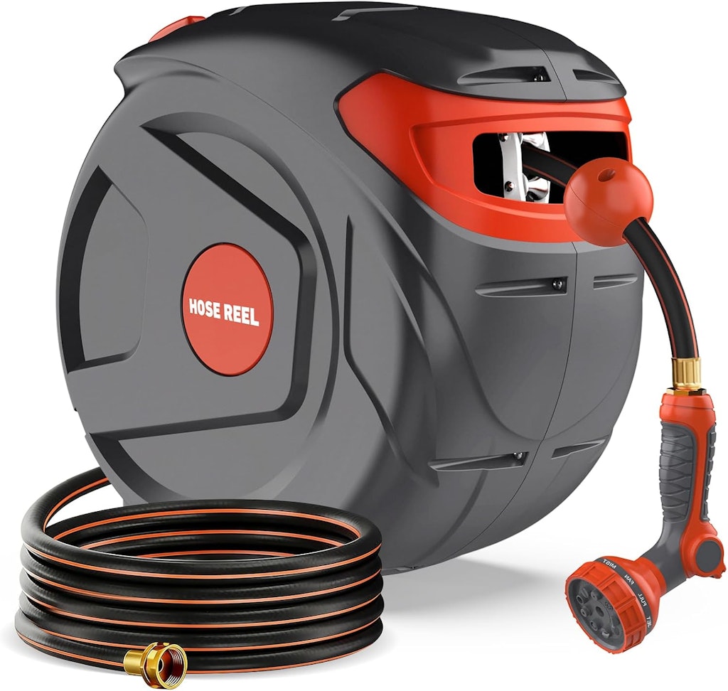 Farmmac 1/2" 100-Foot Retractable Wall-Mounted Garden Hose Reel: $59.99
