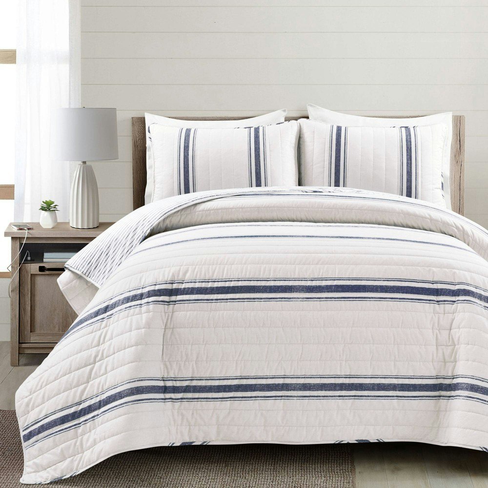 Lush Decor Farmhouse Striped King Quilt Set 3-Piece: $135.99
