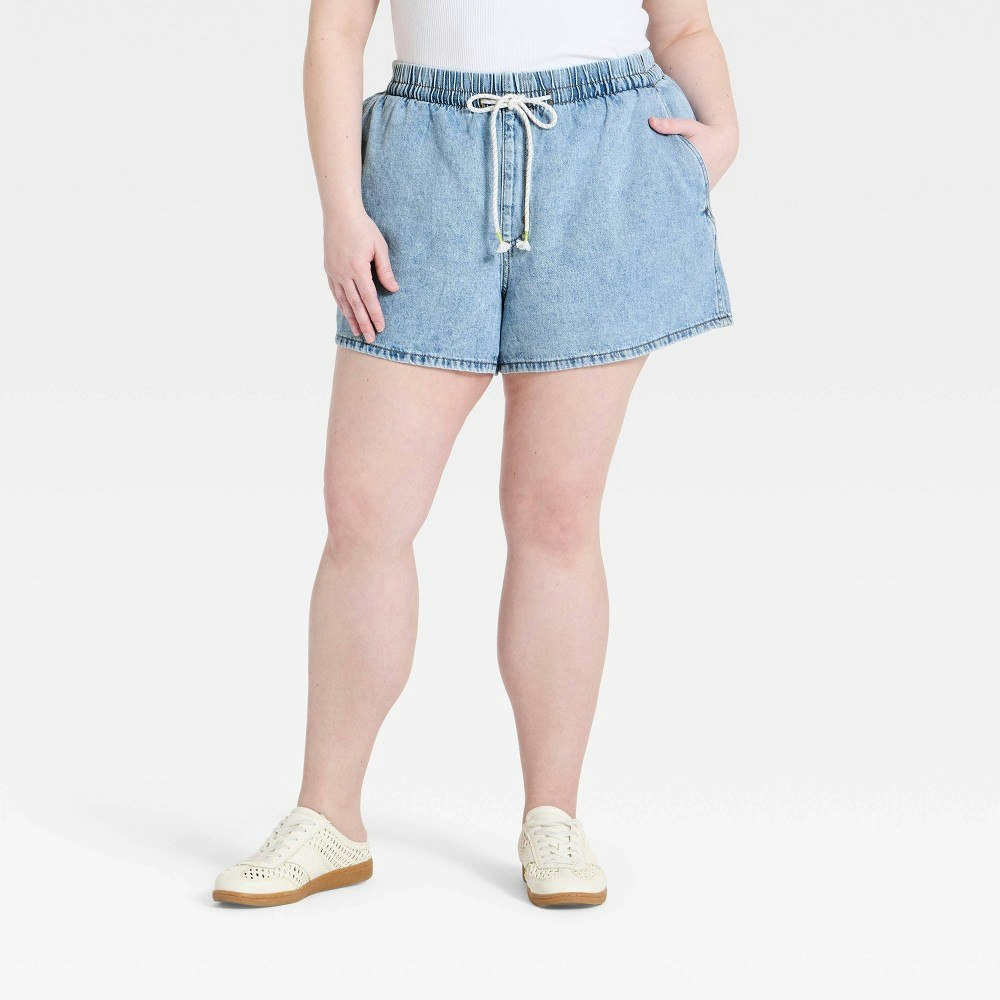 Universal Thread Women's Mid-Rise 3.5-inch Denim Shorts 4X: $25 Universal Thread Women's Mid-Rise 3.5-inch Denim Shorts 4X: $25