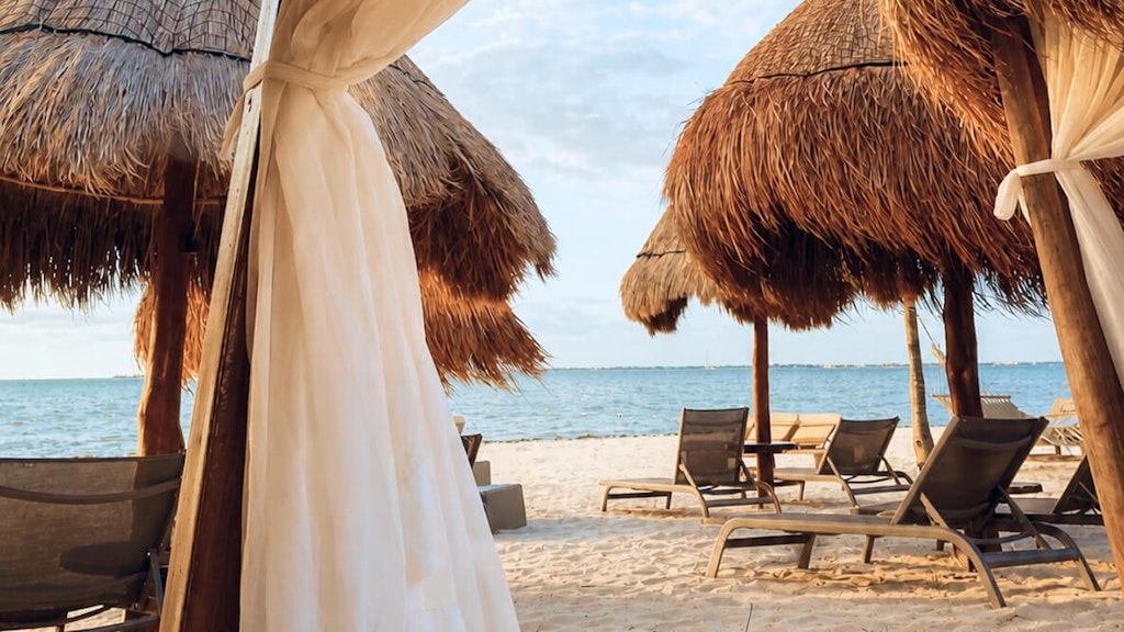 Priceline Tropical Escapes Sale: Up to 60% off