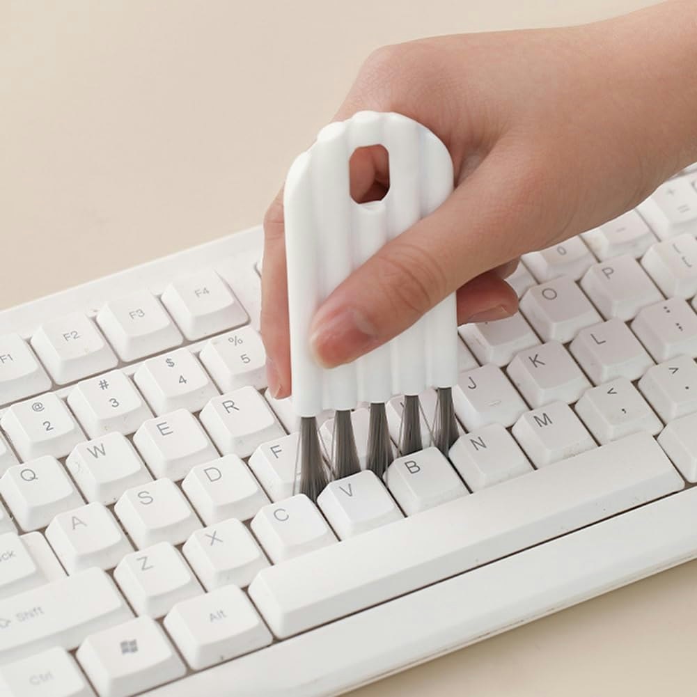 Keyboard Cleaning Brush 3-Pack: $1.39