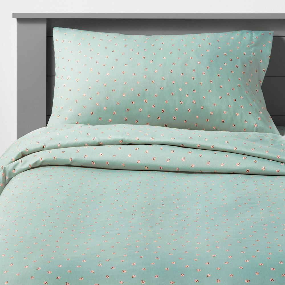 Pillowfort Twin Ladybug Microfiber Kids' Sheet Set: $15 Pillowfort Twin Ladybug Microfiber Kids' Sheet Set: $15