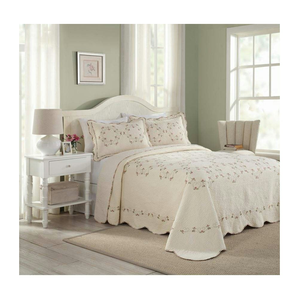 King Felisa Bedspread: $63.99 King Felisa Bedspread: $63.99