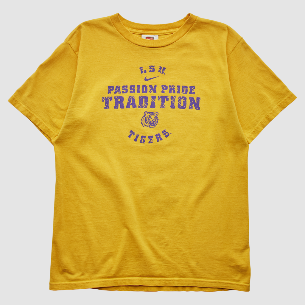 LSU Tigers Nike 2000s T-Shirt: $44.99 LSU Tigers Nike 2000s T-Shirt: $44.99