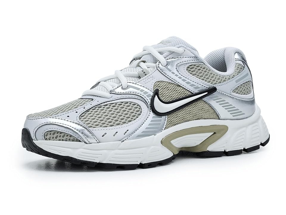 Nike V5 RNR Women's Shoes: $95 Nike V5 RNR Women's Shoes: $95