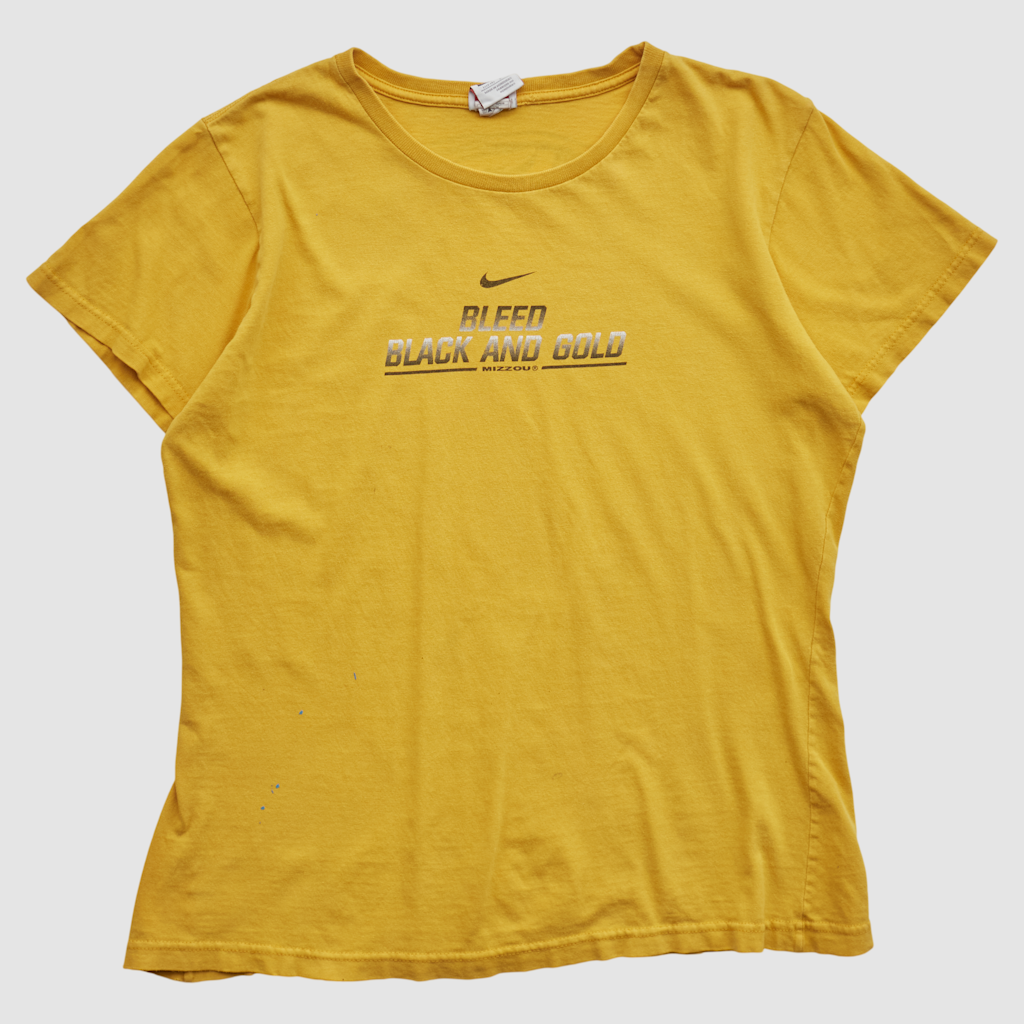 Missouri Tigers Nike Vintage 2000s T-Shirt: $39.99 Missouri Tigers Nike Vintage 2000s T-Shirt: $39.99
