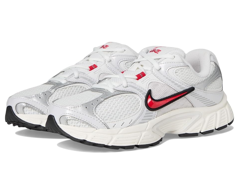 Nike V5 RNR Women's Shoes: $95 Nike V5 RNR Women's Shoes: $95