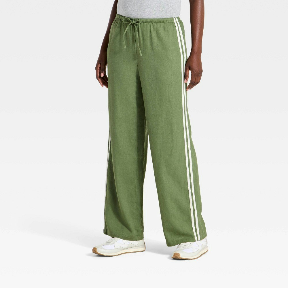 Universal Thread Women's Sporty Linen Pull-On Pant: $30 Universal Thread Women's Sporty Linen Pull-On Pant: $30