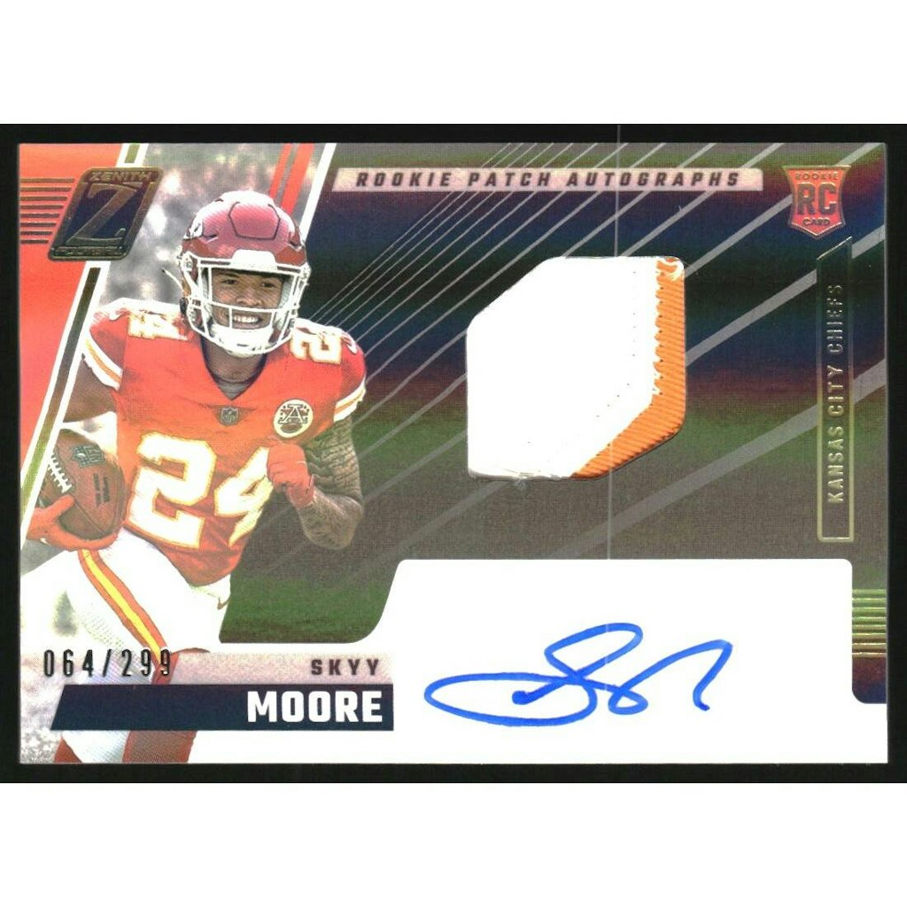 2022 Zenith Skyy Moore Autograph Jersey Card: $15