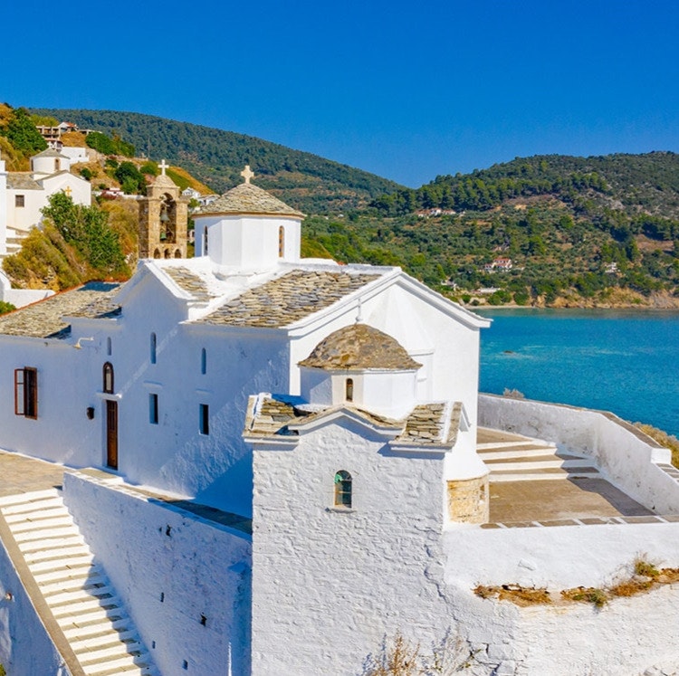 Windstar 8-Night Northern Greece Cruise: From $8,098 for 2