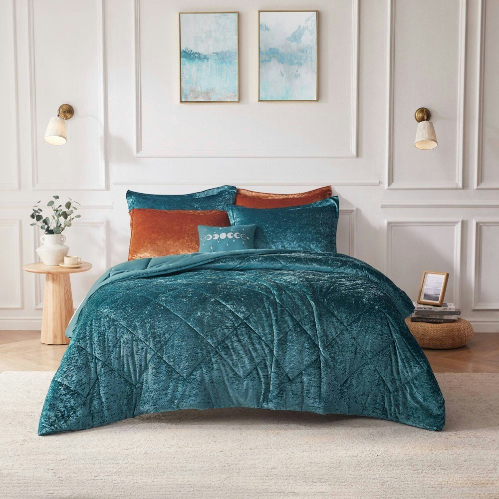 Intelligent Design Alyssa 3-Piece Twin/Twin XL Velvet Duvet Cover Set: $37.49 Intelligent Design Alyssa 3-Piece Twin/Twin XL Velvet Duvet Cover Set: $37.49