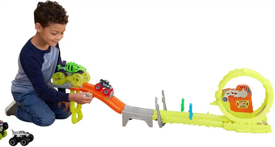 Hot Wheels Monster Trucks Power Smashers Charge & Chase Challenge: $16 Hot Wheels Monster Trucks Power Smashers Charge & Chase Challenge: $16