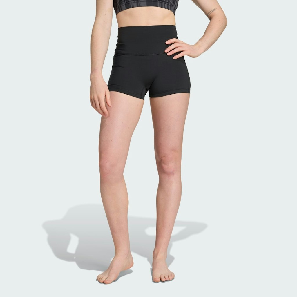 All-Me Sculpt Booty Short Leggings: $32
