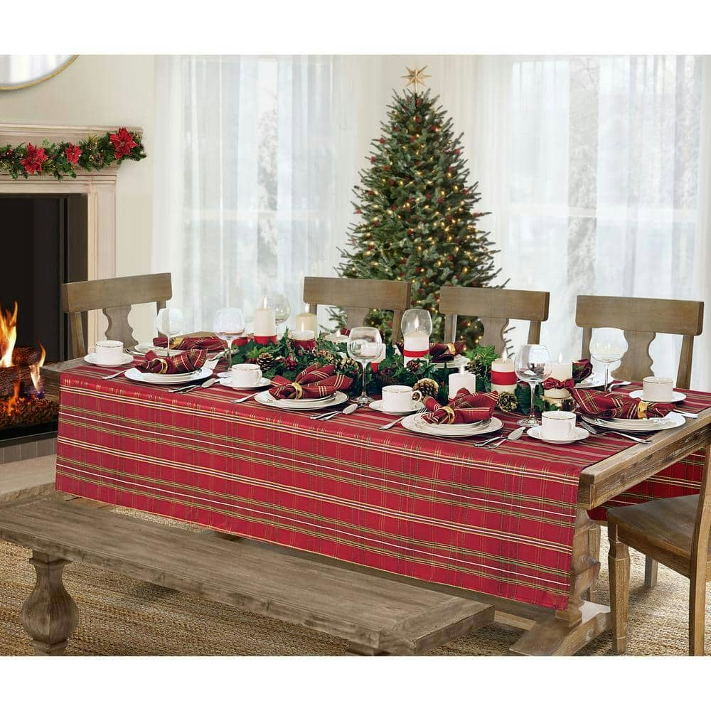 60x84-Inch Shimmering Plaid Christmas Tablecloth: $21.23