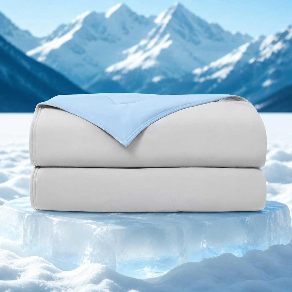 90" x 90" Cooling Comforter Queen Size Blanket: $29 90" x 90" Cooling Comforter Queen Size Blanket: $29