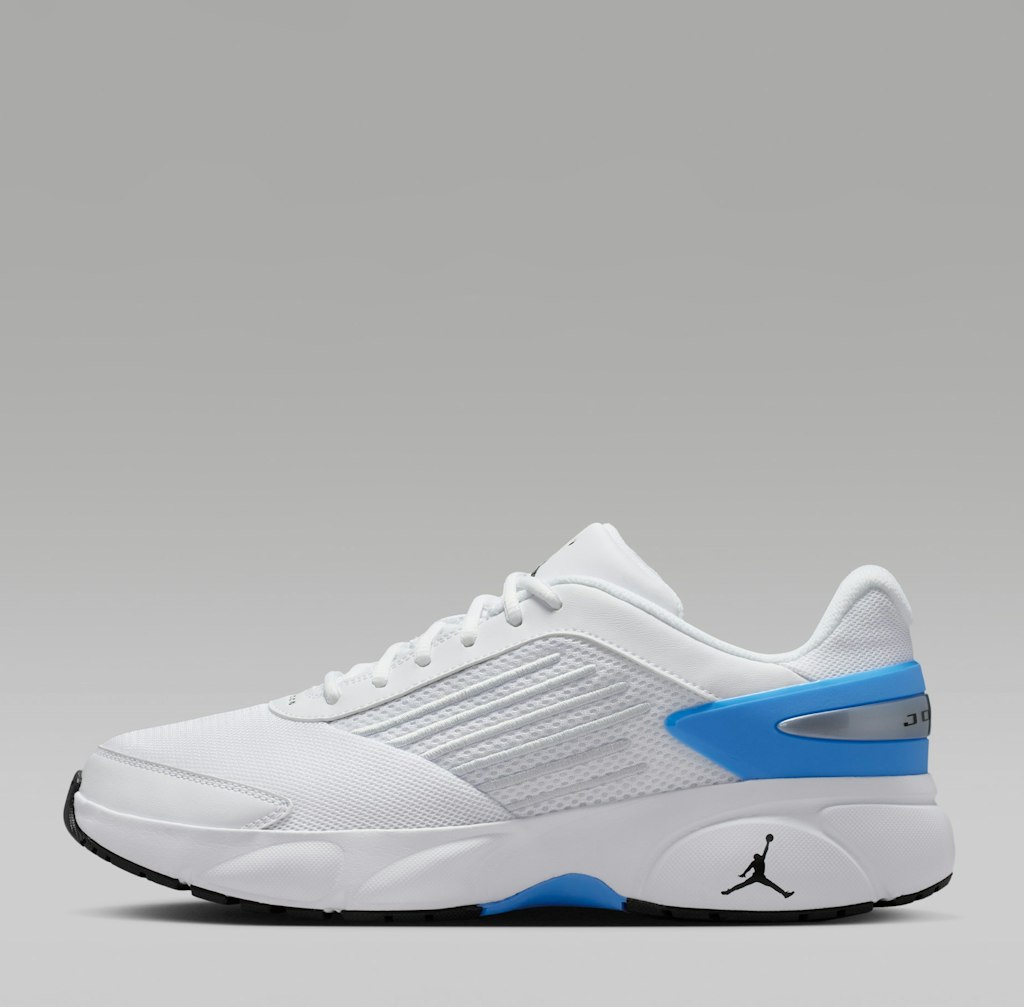 Nike Men's Jordan Trunner Flow Shoes: $55