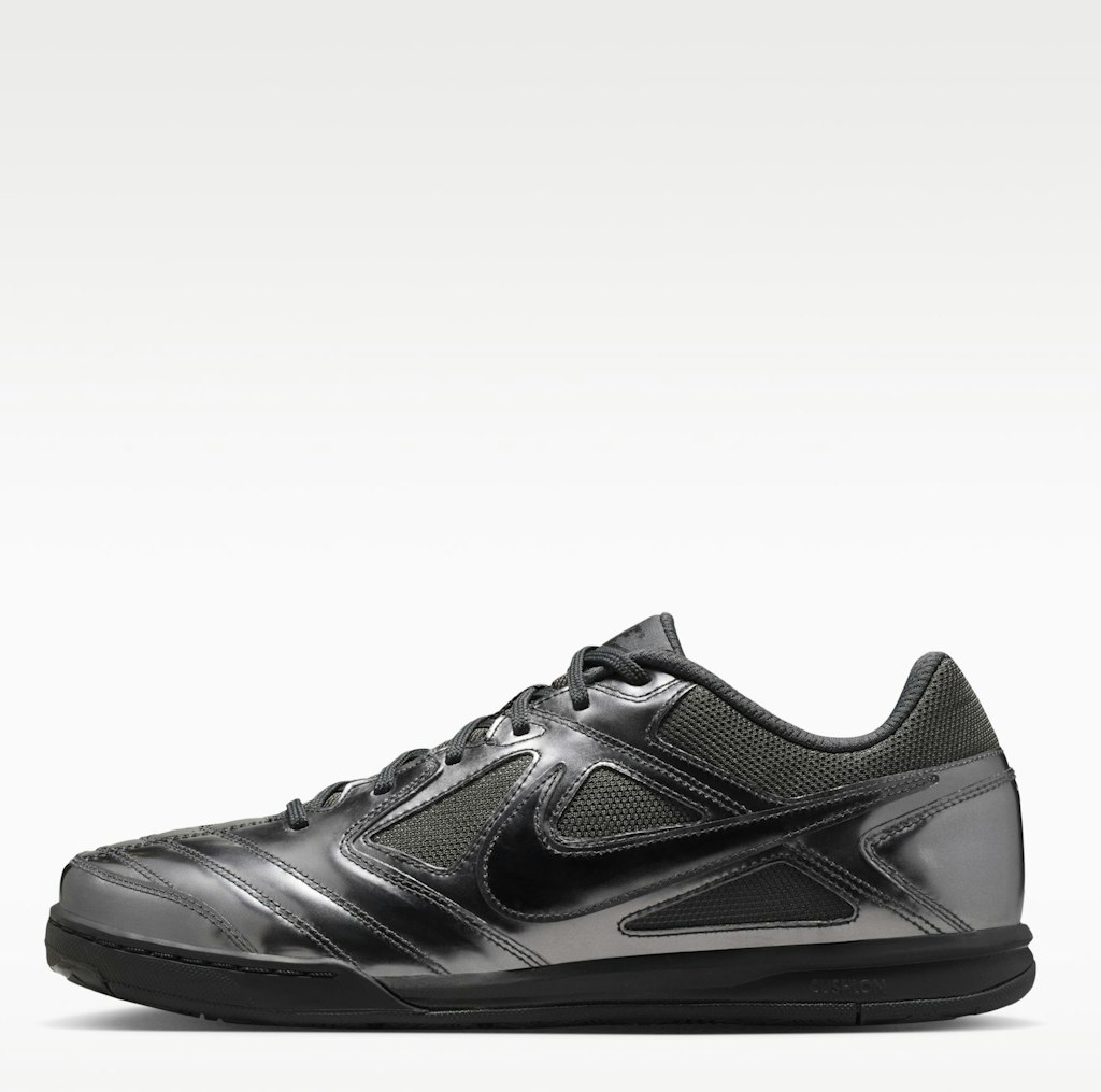 Nike Men's Gato LV8 Shoes: $67