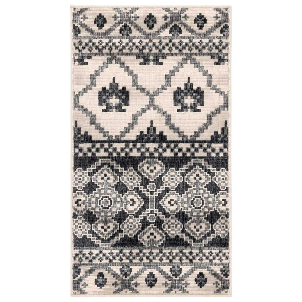 Veranda 3x5-Foot Tribal Indoor/Outdoor Area Rug: $30.15