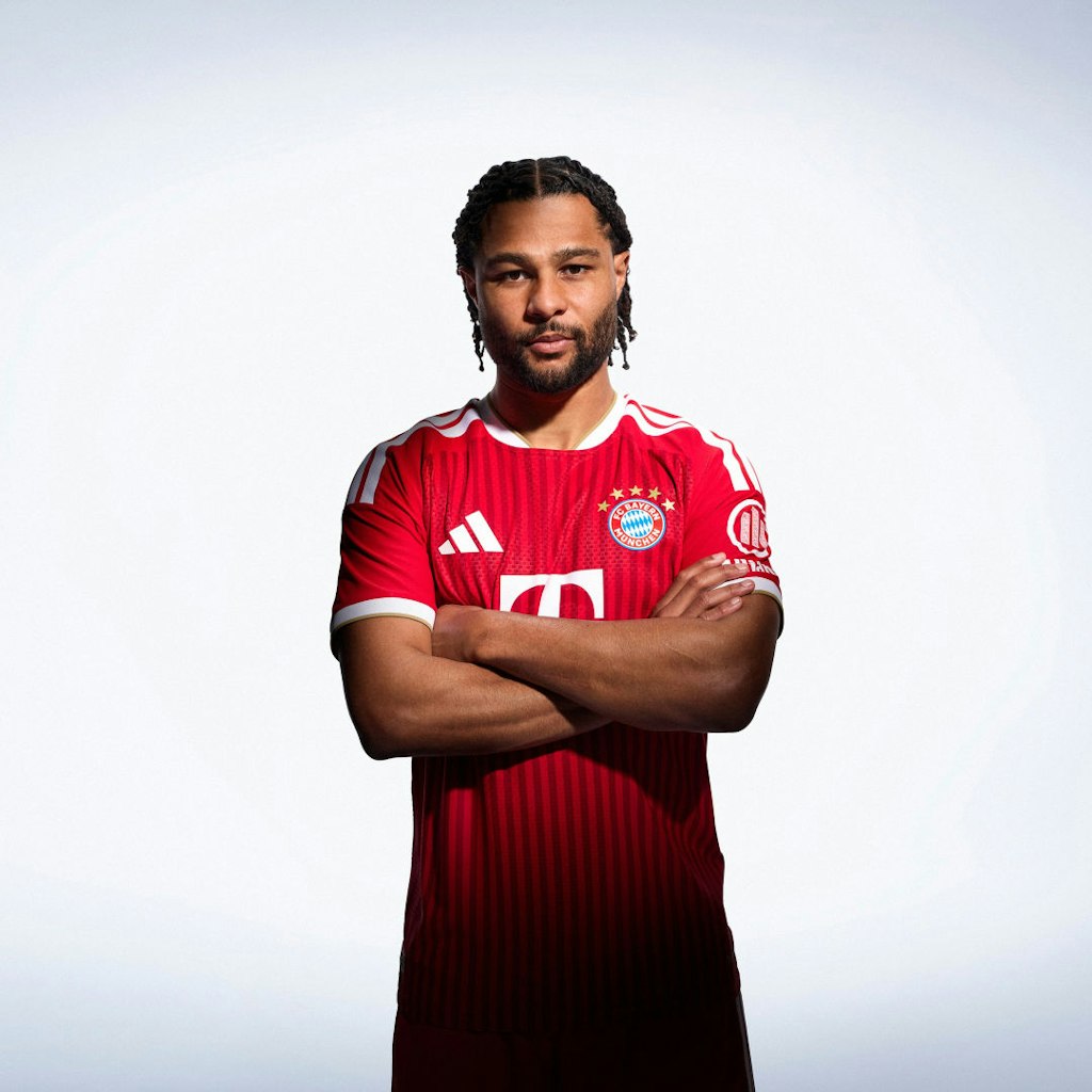 FC Bayern 2026/2027 Home Authentic Jersey: $160 FC Bayern 2026/2027 Home Authentic Jersey: $160
