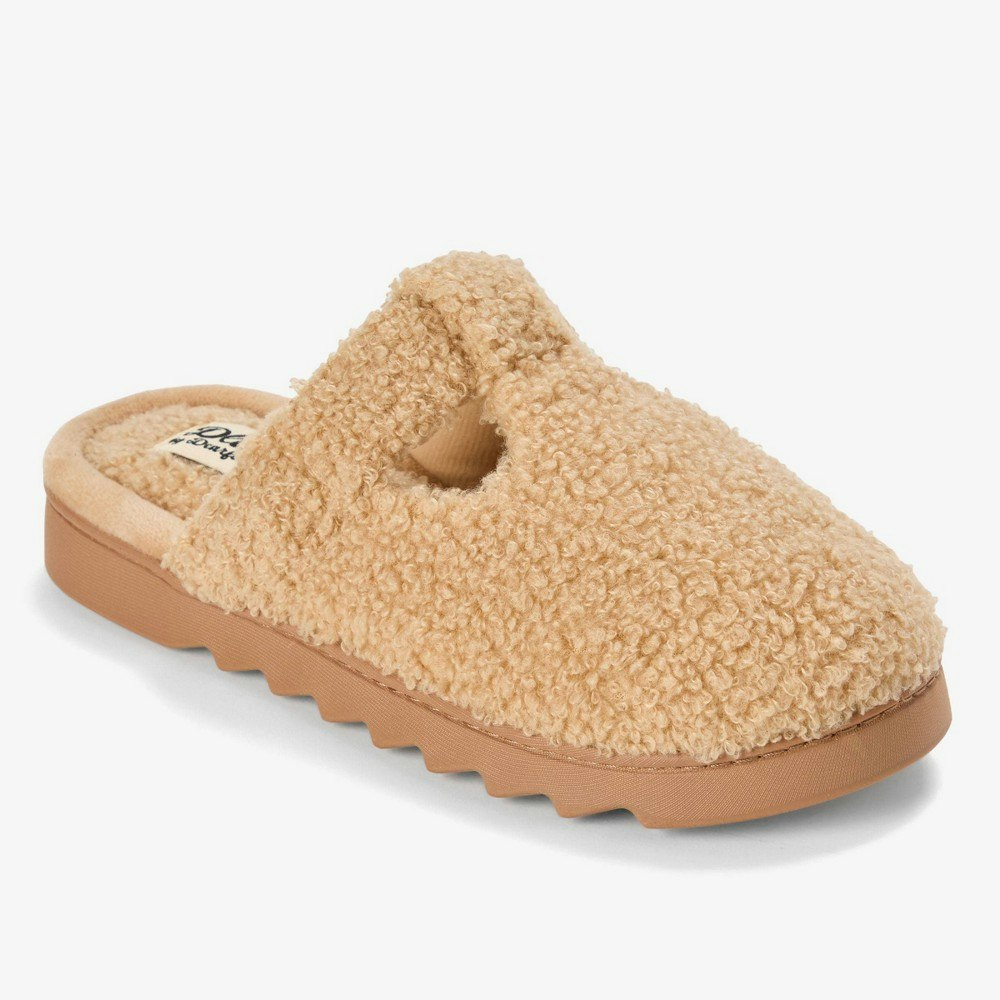 Dluxe by Dearfoams Women's Nylah Slide Slippers: $35