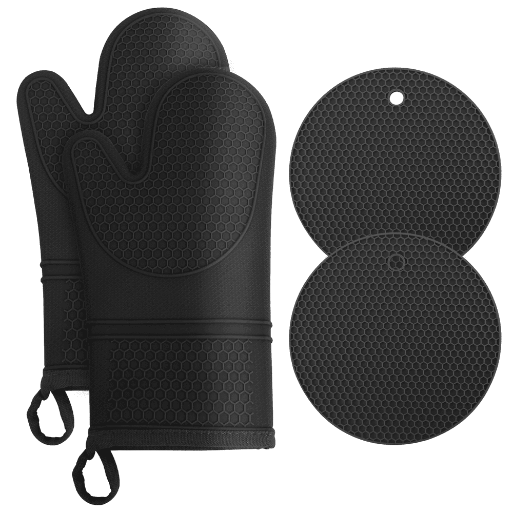 Sugarday Silicone Oven Mitt and Pot Holder 4-Piece Set: $11.67 Sugarday Silicone Oven Mitt and Pot Holder 4-Piece Set: $11.67