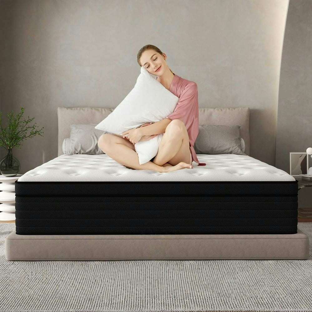 Cicimlu 12-inch Queen Hybrid Memory Foam and Spring Mattress: $143.73