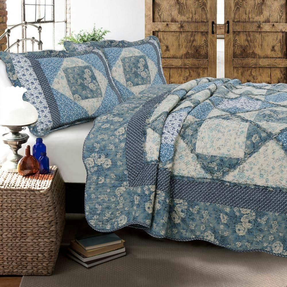 Floral Rose Garden 3-Piece Queen Quilt Bedding Set: $76 Floral Rose Garden 3-Piece Queen Quilt Bedding Set: $76