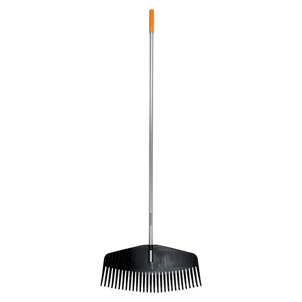 Fiskars 67-inch Leaf Rake: $24.99