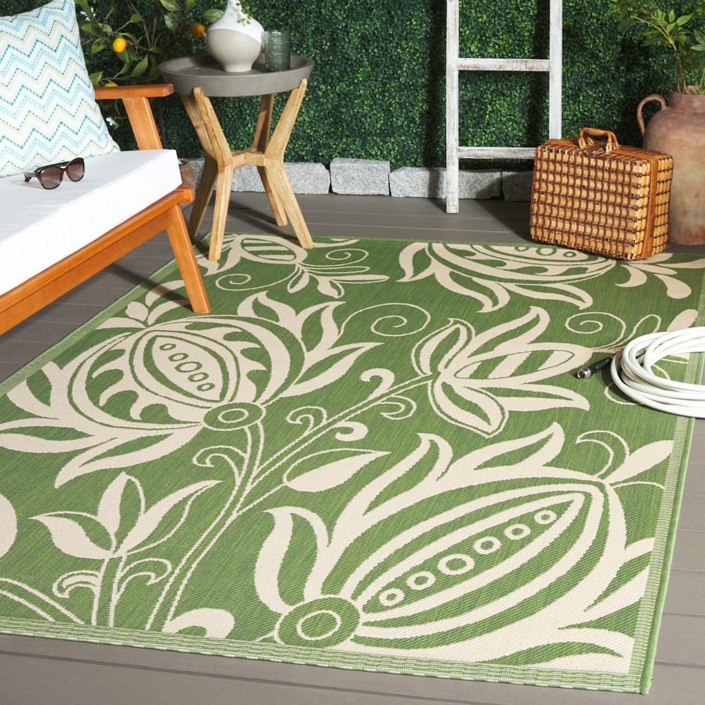Safavieh 2' x 3'7" Indoor/Outdoor Area Rug: $13 Safavieh 2' x 3'7" Indoor/Outdoor Area Rug: $13