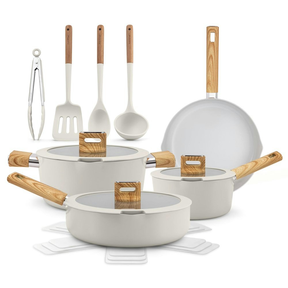 NutriChef 14-Piece Non-Stick Ceramic Cookware Set: $61.99