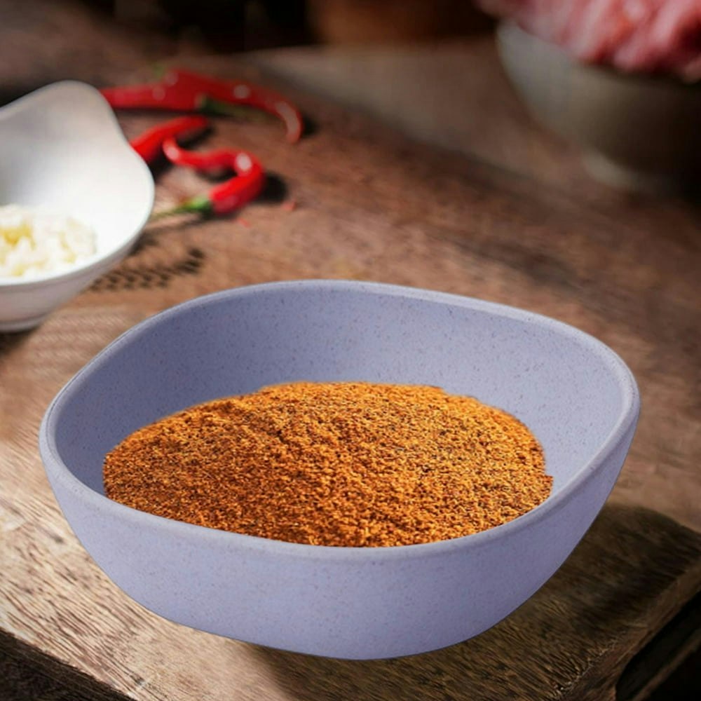 Hozvomi Portable Condiment Container: $3.39