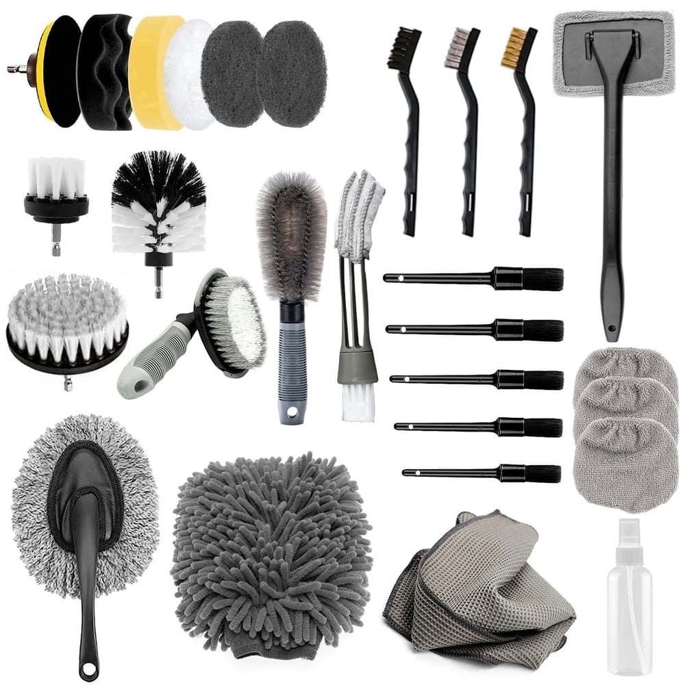 Storgener 28-Piece Car Detailing Kit: $17.47
