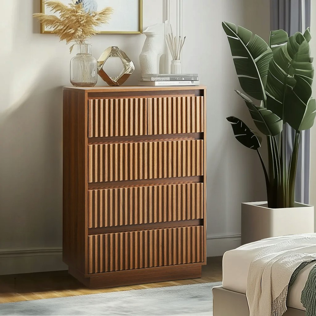 Ebern Designs Dejesus 5-Drawer Dresser: $189.99