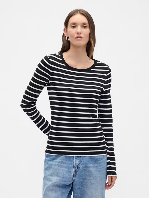 Gap Factory Women's Modern Ribbed Stripe Crewneck T-Shirt: $4.66