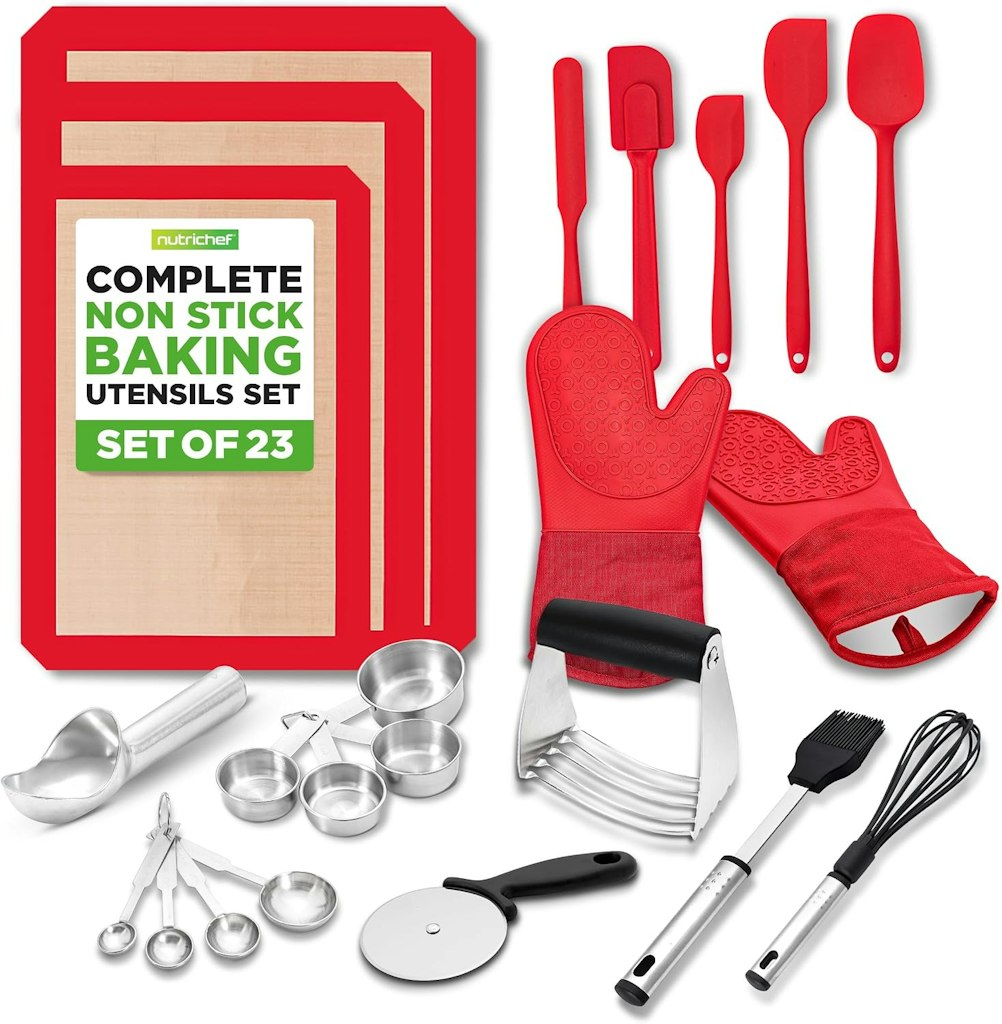 NutriChef 23-Piece Essential Baking Utensils Set: $14