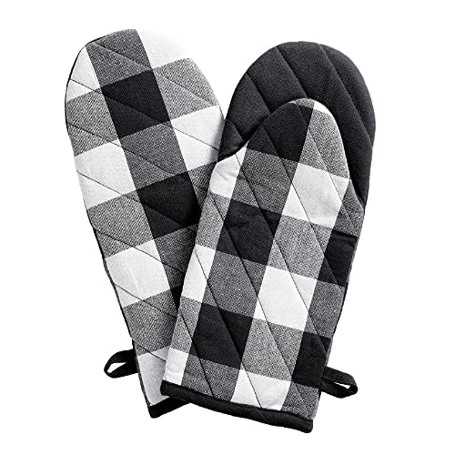 Threadmade Farmhouse Buffalo Check Oven Mitt 2-Pack: $7.99 Threadmade Farmhouse Buffalo Check Oven Mitt 2-Pack: $7.99