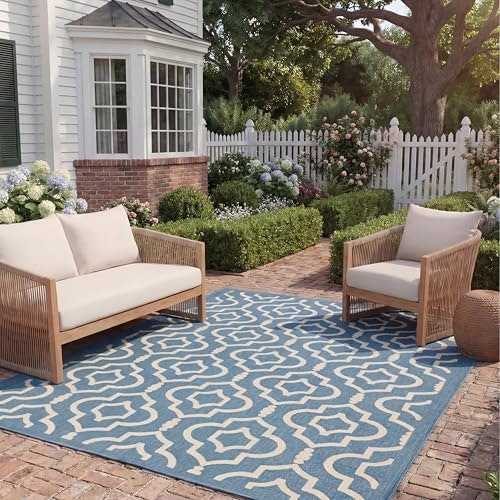 Safavieh Courtyard 8' x 11' Washable Outdoor Area Rug: $119
