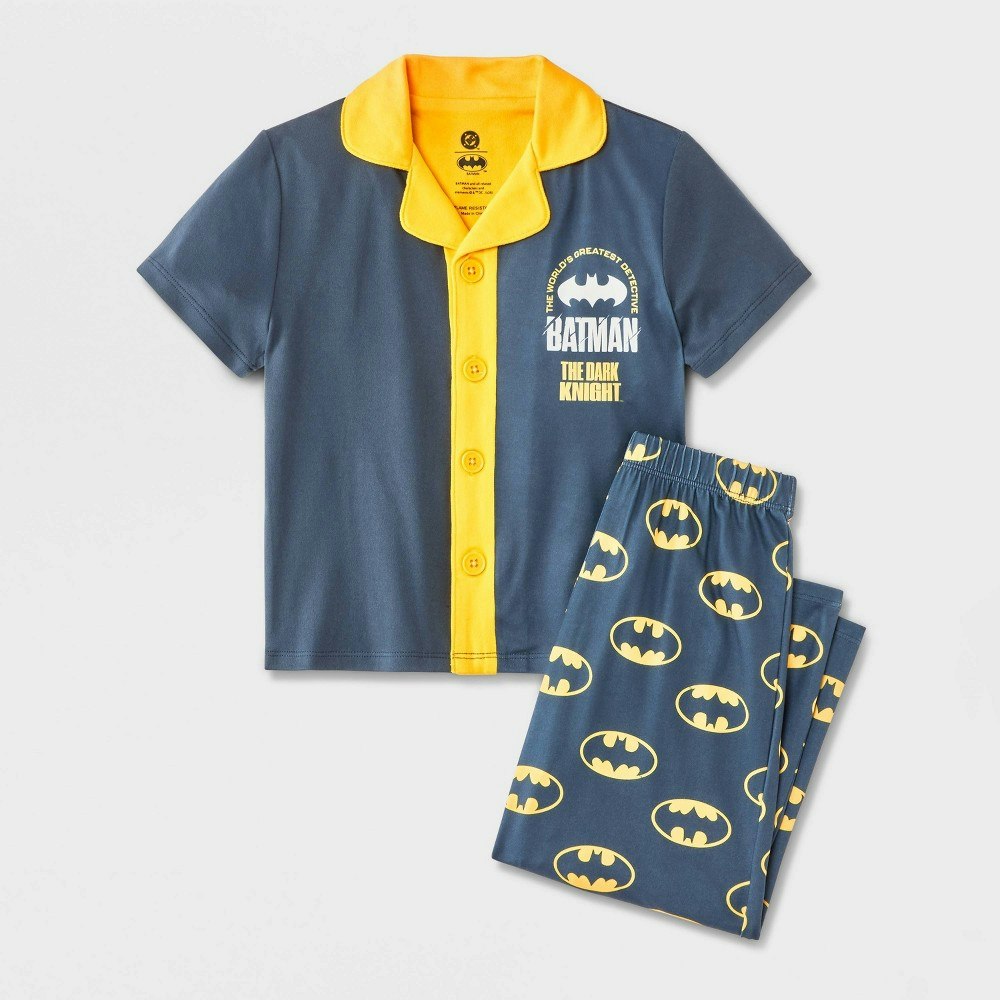 Batman Toddler Boys' 2-Piece Coat Pajama Set: $16 Batman Toddler Boys' 2-Piece Coat Pajama Set: $16