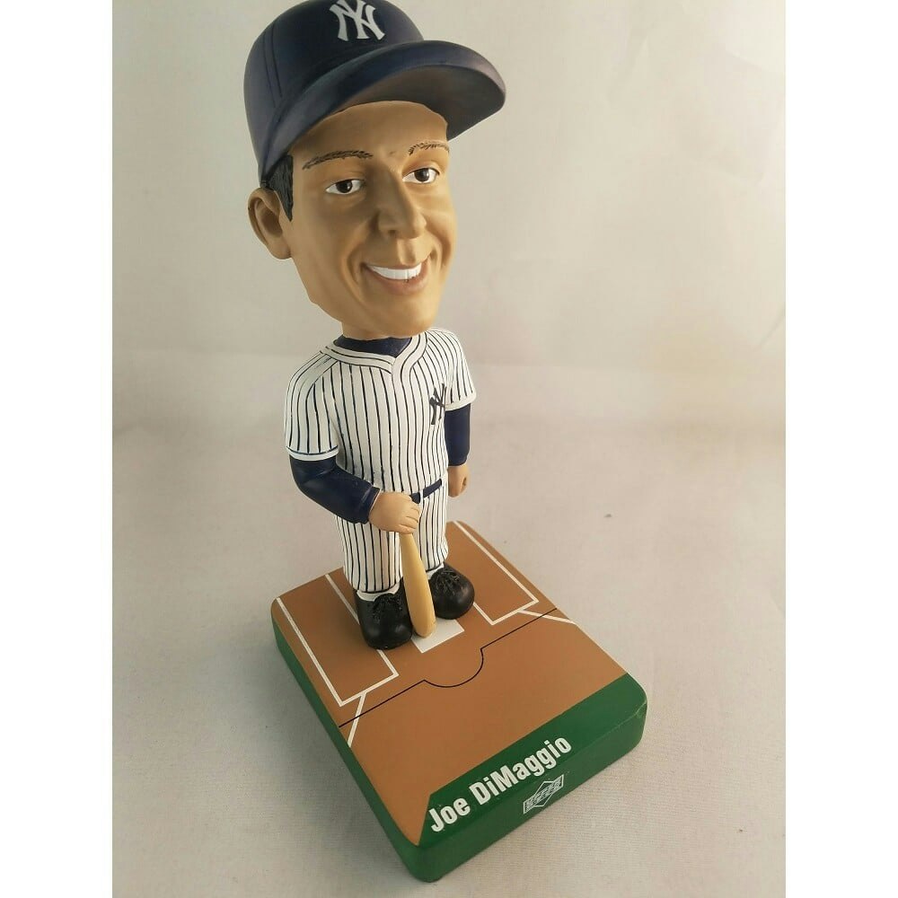2002 Upper Deck Ballpark Idols Joe DiMaggio Bobblehead: $60 2002 Upper Deck Ballpark Idols Joe DiMaggio Bobblehead: $60